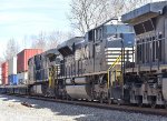 NS Intermodal Train 275